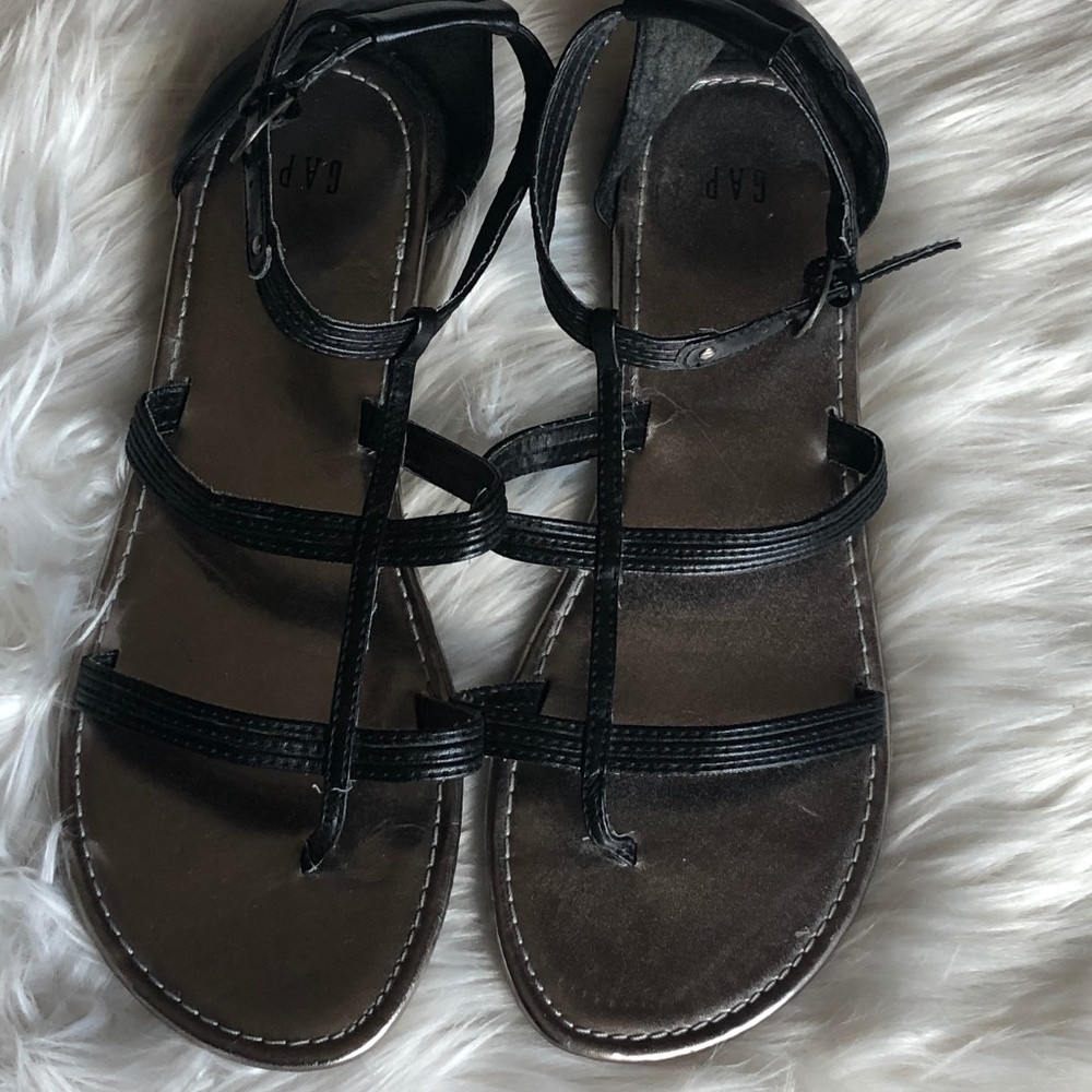 GAP Sandals Black 10